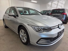 Bild des Angebotes VW Golf VIII Lim. Basis