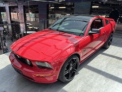 Ford Mustang GT 4.6 Premium Coupe 1.Hand/Unfallfrei/20Zoll Shel