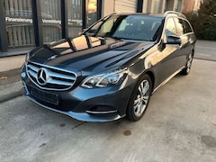 Mercedes-Benz E 250 E 200  T-Modell  Avantgarde