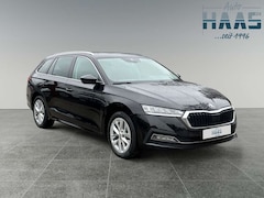 Bild des Angebotes Skoda Octavia Combi Style DSG Navi LED ACC Lane Kamera