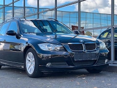 Bild des Angebotes BMW 318 3 Touring 318i KLima PDC