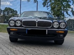 Bild des Angebotes Jaguar XJ8 XJ8 Executive 3.2 V8