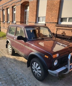 Bild des Angebotes Lada Niva 1.7i 4x4 LPG / Benzin