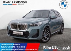 Bild des Angebotes BMW iX1 eDrive 20 NAVI AHK ACC HUD LED PANO 360°