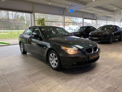 Bild des Angebotes BMW 520 i Benzin *Schalter*Klima*Tüv 10-2025*
