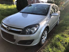 Bild des Angebotes Opel Astra Astra Fließheck 5-Türer 1.8