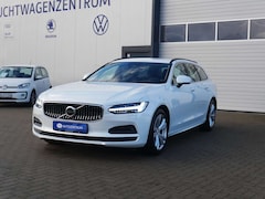 Bild des Angebotes Volvo V90 B4 Diesel 197PS Core LEDER STANDHEIZUNG