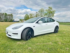 Bild des Angebotes Tesla Model 3 Model 3 Standard Reichweite Plus Hinterradantrieb