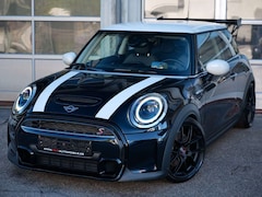 Bild des Angebotes MINI Cooper S DKG LEDER+NAVI PLUS+CAM+HUD+DRIVING ASS