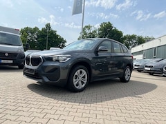 Bild des Angebotes BMW X1 18i sDrive *Navi Leder Sitzh. Panorama Park*