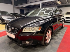 Bild des Angebotes Volvo V50 Kombi D4 Business Pro Edition Navi Leder SHZ