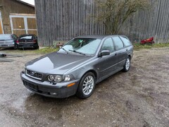 Bild des Angebotes Volvo V40 2.0 Comfort AT-Papiere 2.Hand Alu Klima