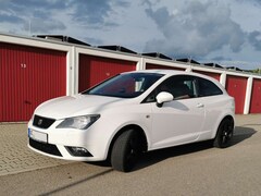 Bild des Angebotes SEAT Ibiza Ibiza SC 1.4 16V iTECH 8-fach ALU TEMPOMAT LEDER