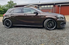 Bild des Angebotes Mercedes-Benz A 45 AMG A 45 AMG Performance Sportwagen 415 PS