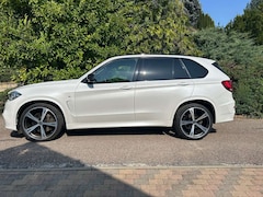 Bild des Angebotes BMW X5 M X5 M50d Sport-Aut.