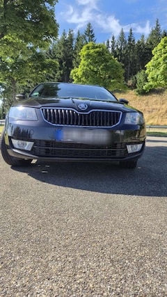 Bild des Angebotes Skoda Octavia Combi 2.0 TDI (Green tec) Ambition