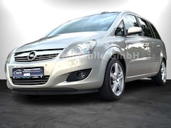 Bild des Angebotes Opel Zafira AUTMTK/7SITZER/XENON/NAV/LEDER/GARANTIE