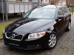Bild des Angebotes Volvo V70 Kombi/LEDER/NAVI//PDC/SHZ/Schiebedach/Multi.