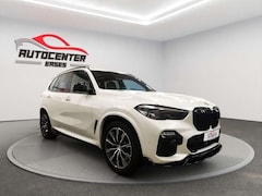 Bild des Angebotes BMW X5 xDrive 30d M Performance Live Cockpit LED AHK