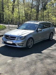 Bild des Angebotes Mercedes-Benz C 300 T CDI 4Matic AMG V6 SITZBELÜFTUNG H&K KEYLESS GO