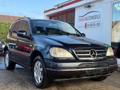 Bild des Angebotes Mercedes-Benz ML 320 Aut. LEDER/SCHIEBEDACH/KLIMA/SHZ/AHK/BT