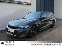 Bild des Angebotes BMW 330 d xDrive M Sport ACC/HUD/ADAPTLED/PANO/19"