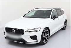 Bild des Angebotes Volvo V60 T6 AWD Ultra Dark Recharge Plug-In Hybrid *AHK*360°*