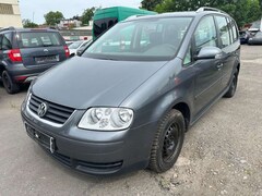 Bild des Angebotes VW Touran 1.9 TDI Basis