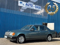 Bild des Angebotes Mercedes-Benz 200 W124 200*Automatik*Schiebedach*AHK*H Zulassung*