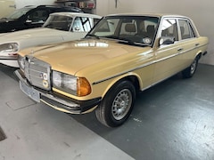 Bild des Angebotes Mercedes-Benz Baureihe 123 230 E Automatik 3.Serie H-Zulassung SSD