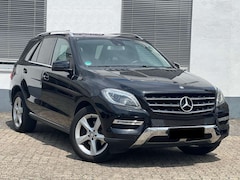 Bild des Angebotes Mercedes-Benz ML 250 BlueTEC 4M. * Schiebedach * ILS * Euro-6