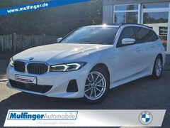 Bild des Angebotes BMW 330 e T SportS. HUD ACC PanoDach.SurView.HiFi AHK