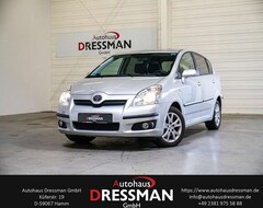 Bild des Angebotes Toyota Corolla Verso Team 7 SITZER AHK TEMPOMAT KLIMA