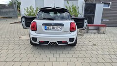 Bild des Angebotes MINI Cooper S JCW Interieur + Exterieur + großes Navi