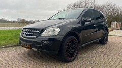 Bild des Angebotes Mercedes-Benz ML 320 CDI 4Matic 7G-TRONIC