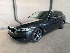 Bild des Angebotes BMW 530 d Touring xDrive+LED+ParkAssist+AHK+Pano etc.