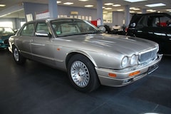 Bild des Angebotes Jaguar XJ 4.0 Lang Automatik - Leder - Schiebedach -