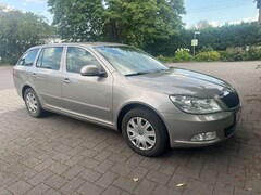 Bild des Angebotes Skoda Octavia Combi 1.6 TDI DPF Ambiente