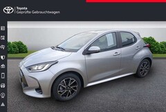 Bild des Angebotes Toyota Yaris Hybrid Team Deutschland + Comfort