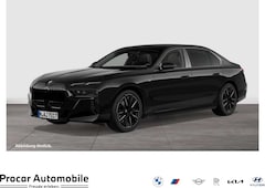 Bild des Angebotes BMW 740 d xDrive M Sport PANO ACC RFK NAVI Standh.