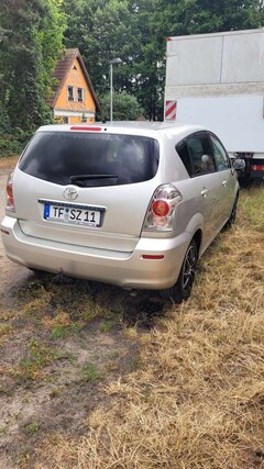 Bild des Angebotes Toyota Corolla Verso 2.2 D-CAT Executive