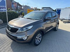 Bild des Angebotes Kia Sportage 1.7 CRDi 2WD Spirit Navi Leder Kamera Euro 6