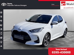 Bild des Angebotes Toyota Yaris 1.5 Hybrid Team Deutschland
