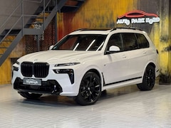 Bild des Angebotes BMW X7 xDrive 40i M Sport~PANO~HUD~KRISTAL~KAMERA