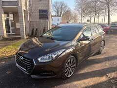 Bild des Angebotes Hyundai i40 cw blue Premium/ Automatik/ Navi/Leder/EU6