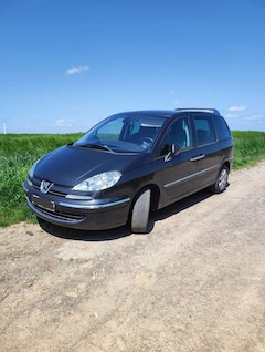 Bild des Angebotes Peugeot 807 HDi 165 Family