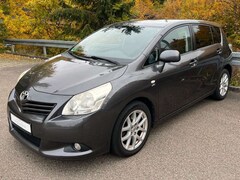 Bild des Angebotes Toyota Verso 2.2 D-4D Executive AUTOMATIK*RFK*7 SITZER