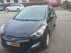 Bild des Angebotes Hyundai ELANTRA 1..4