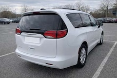 Bild des Angebotes Chrysler Pacifica Voyager