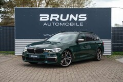 Bild des Angebotes BMW 550 d xDrive Touring HUD PANO 20 Zoll Leder LED